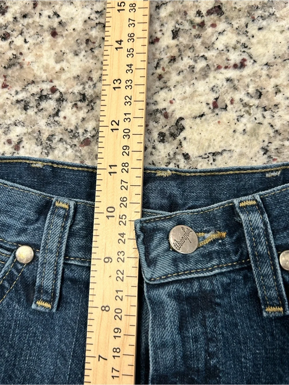 Wrangler Men’s Cowboy Western Straight Leg Denim Jeans 28/32 Rodeo Black Tag